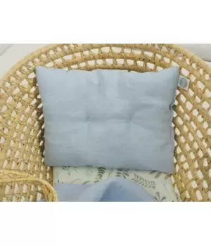 Flat linen pillow